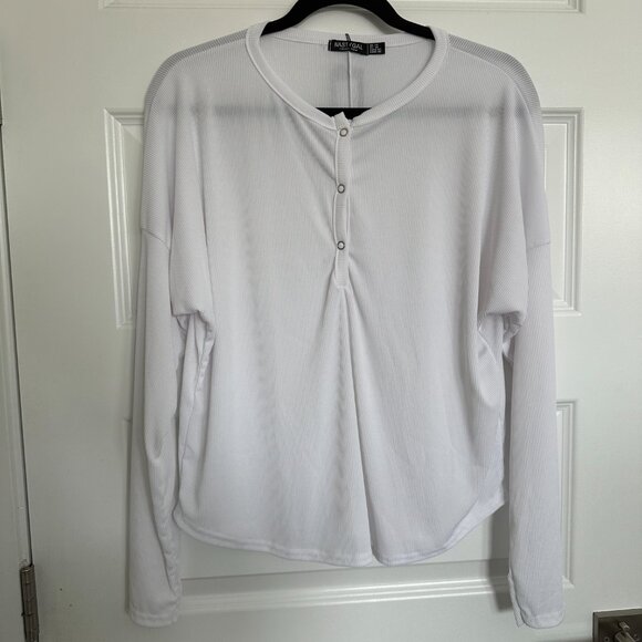 NWT Nasty Gal It's Poppin' Snap Closure Ribbed Top - Picture 2 of 3